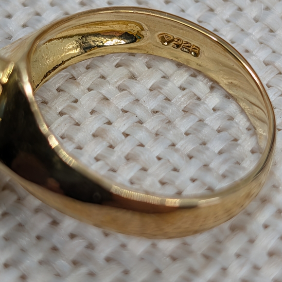 Vintage 925 Sterling Silver Ring with Blue Crystal | Rich Gold Finish | Size ~6 - Picture 10 of 16